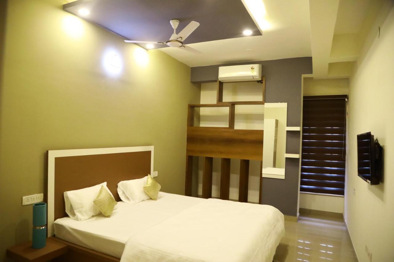 Oakhaven Service Apartments Premium 3Bhk Bangalore Exterior photo